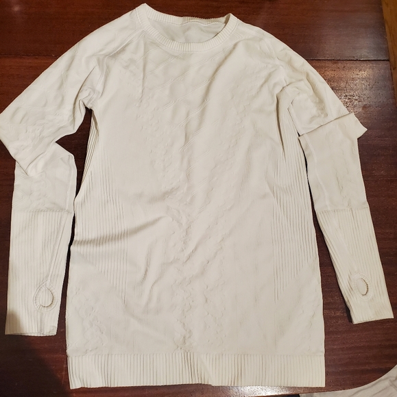 Lululemon white top size 10